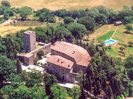 SMARTBOX - 1 notte al Castello di Petroia con romantica parentesi per 2 - Cofanetto regalo - 3