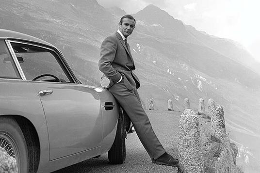 Connery & Aston Martin James Bond Maxi Poster