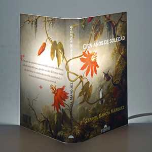 Idee regalo Lampada da tavolo, a forma di libro, Cento anni di solitudine -  Gabriel Garcia Marquez Abat Book